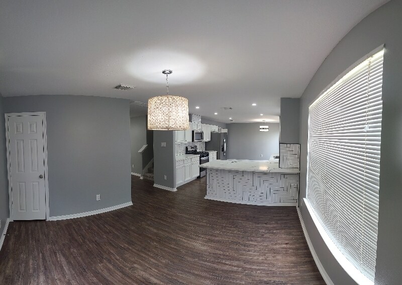 Building Photo - 3002 Malope Ranch Dr
