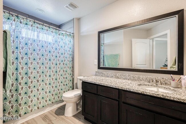 Building Photo - 4812 Marisabel Azcarate St