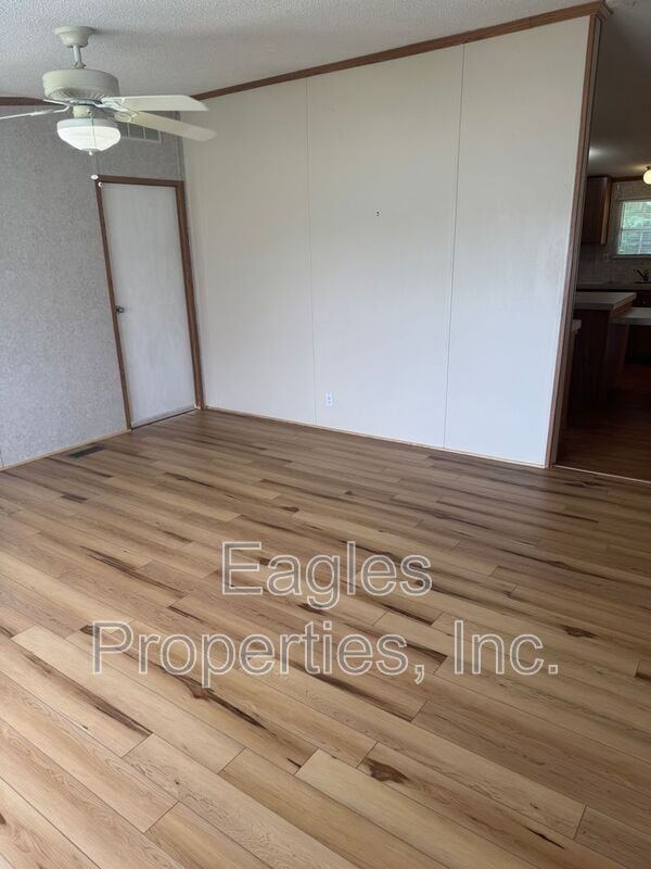 Building Photo - 106 Wedgewood Pl
