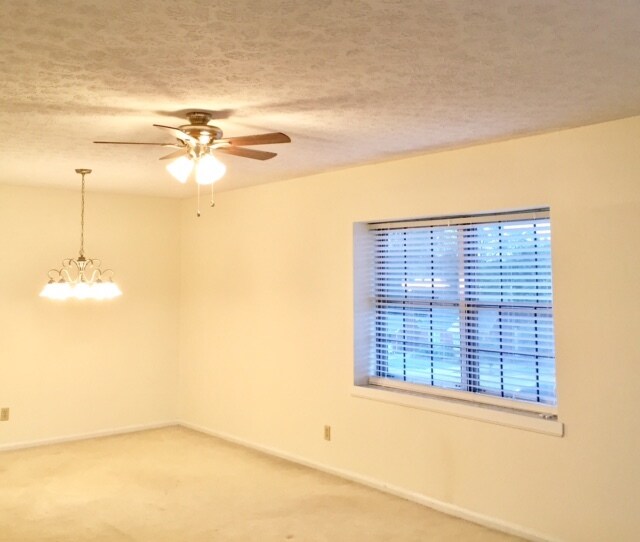 Living Room/Dining area - 284 El Conquistador Pl