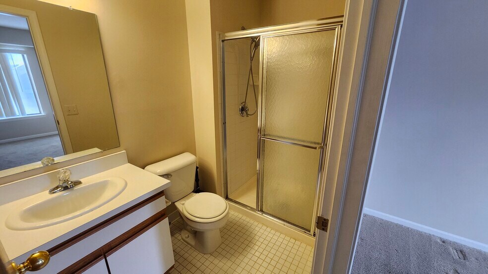 Building Photo - 42766 Lilley Pointe Dr