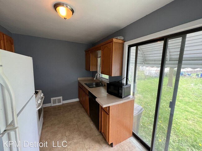 Building Photo - 2 br, 1 bath House - 7549 Parkland