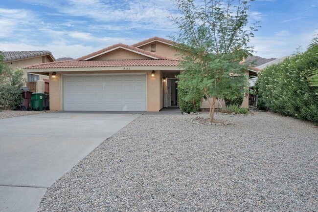 Building Photo - 53085 Avenida Obregon