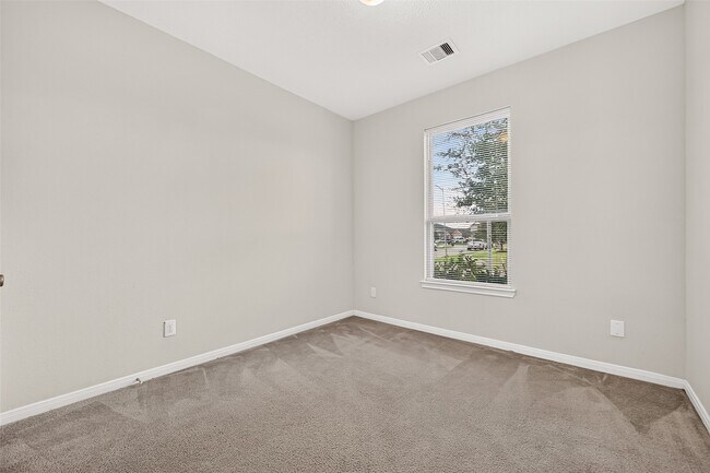 Building Photo - 20902 Cullen Ranch Rd