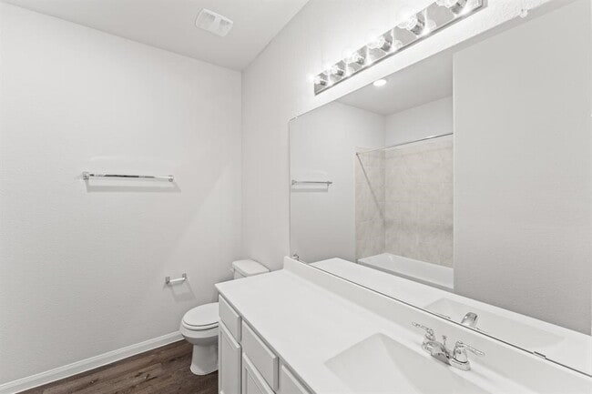Building Photo - 24822 Landolfi Dr