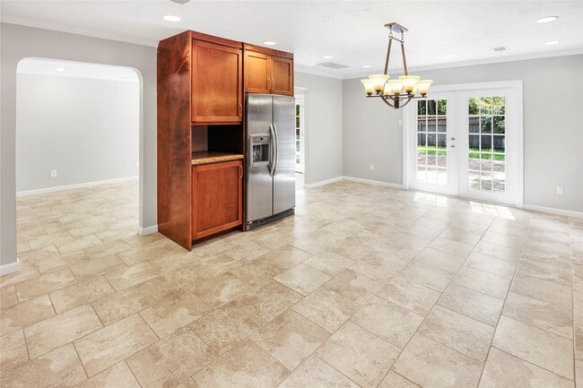 Building Photo - 6 Coralberry Ct