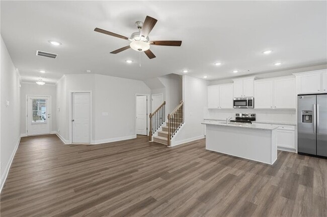 Building Photo - 2206 Chant St