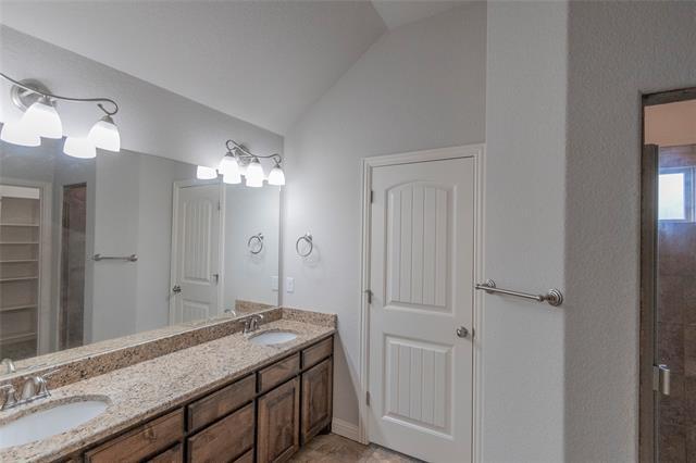 Building Photo - 728 Westgate Dr