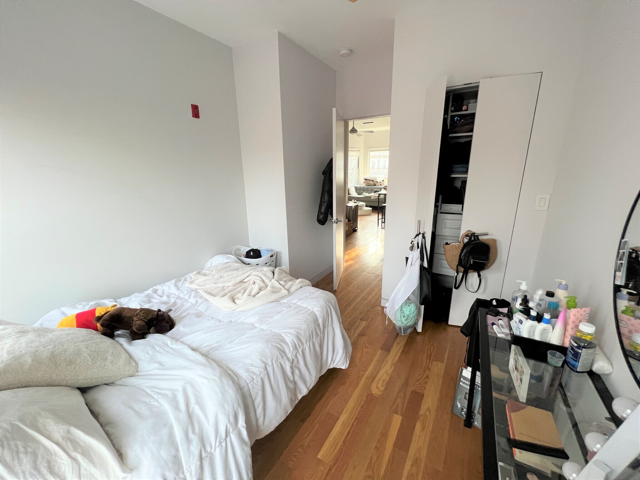 Building Photo - 1607 Tremont St