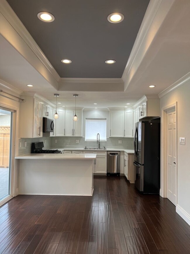 Building Photo - 3 bed/2 bath Jose Home Near HW 85 at Almad...