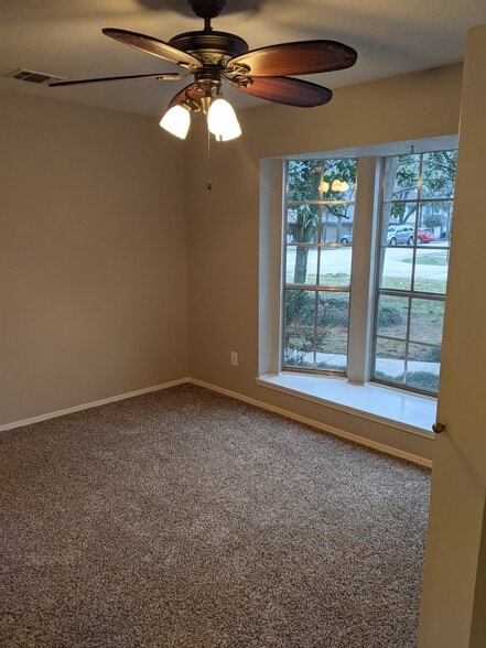 Guest Bedroom 2 - 2 Meadow Star Ct