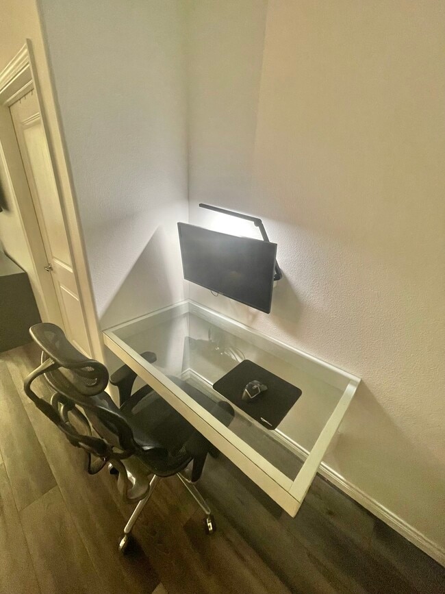 Building Photo - 4057 First Ave.