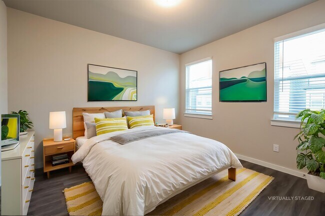 Building Photo - 18519 Centro Row