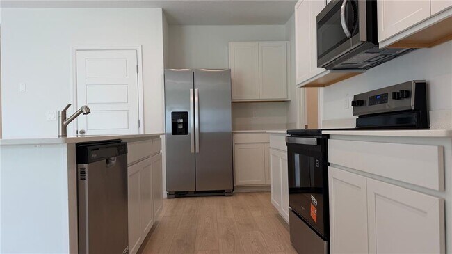 Building Photo - 5152 Native Mile Lp