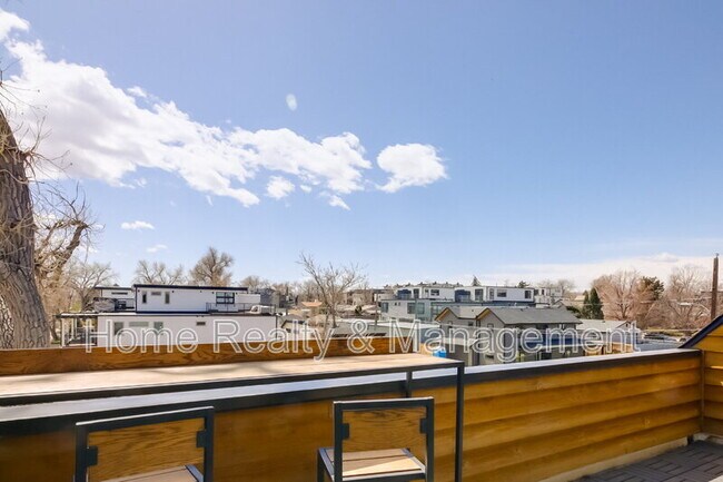 Building Photo - 4303 Navajo St