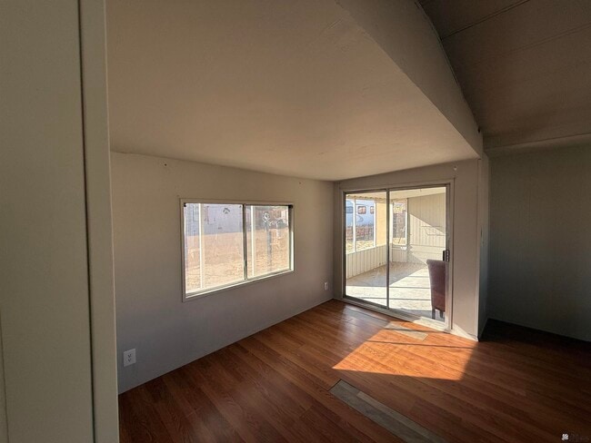 Building Photo - 11268 S Hummingbird Ln