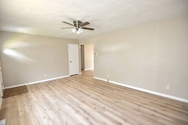 Building Photo - 278 Appian Ave
