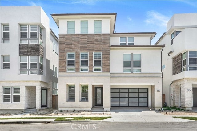Building Photo - 745 Alder Wy