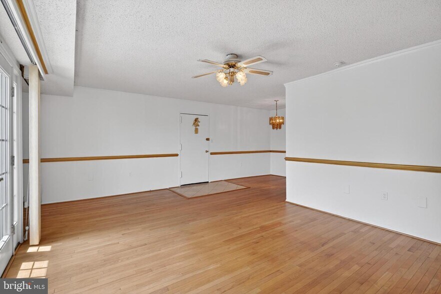 Building Photo - 3803 Swann Rd