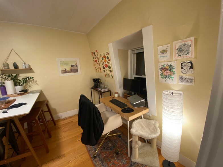 Building Photo - 12 Claremon St