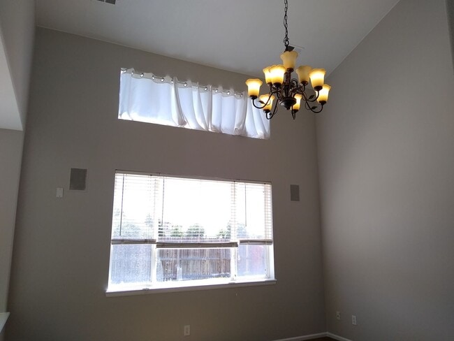 Building Photo - Gorgeous 2 Story 3 Bedroom 2.5 Baths in Dacono For Rent