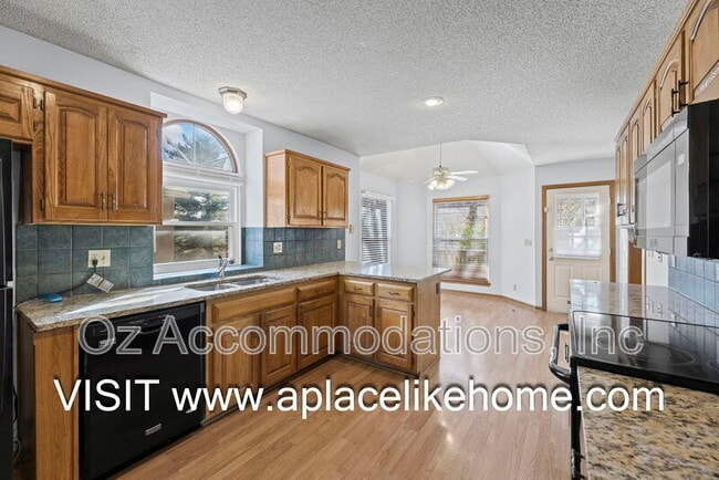 Building Photo - 15306 Riley St