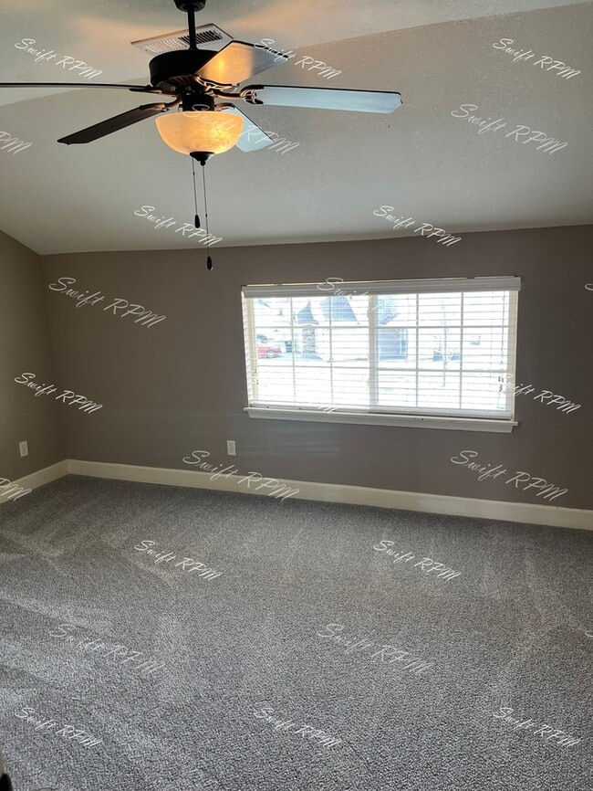 Building Photo - 21611 Westover Ct