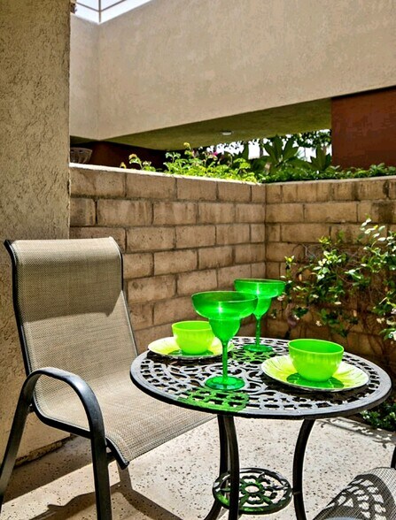 Building Photo - 464 S Calle Encilia