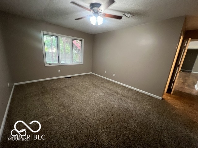 Building Photo - 945 Fox Hill Dr