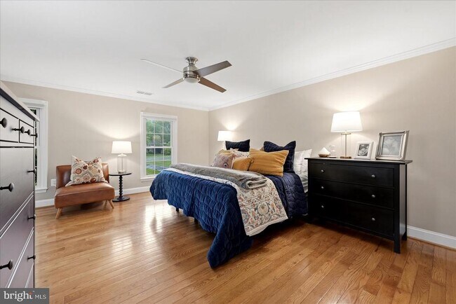 Building Photo - 911 Riva Ridge Dr