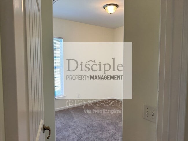 Building Photo - 20 Wesleyan Dr