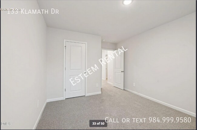 Building Photo - 133 Klamath Dr