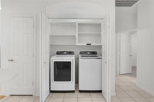 Building Photo - 8108 Locust St