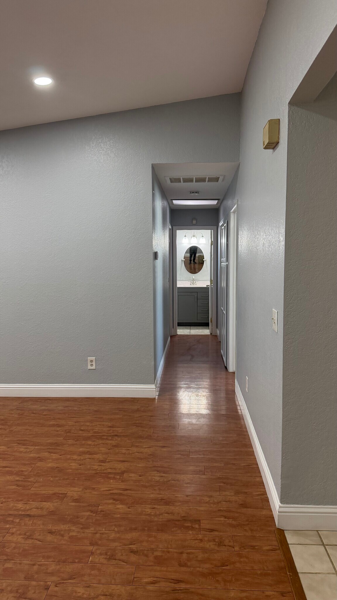 Building Photo - 6510 Manassero Way