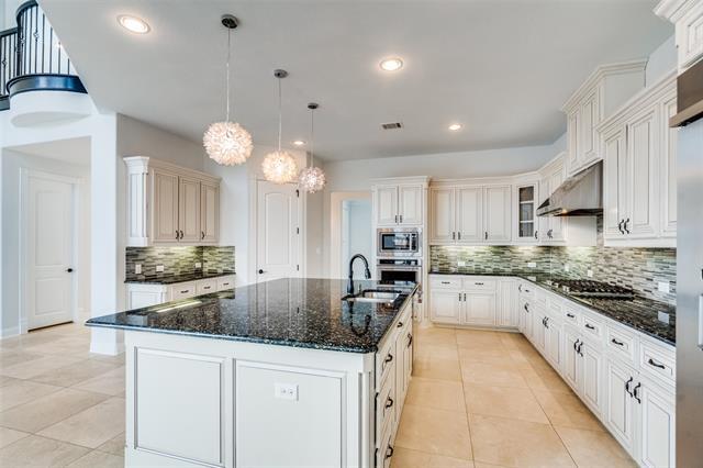 Building Photo - 5601 Cognac St