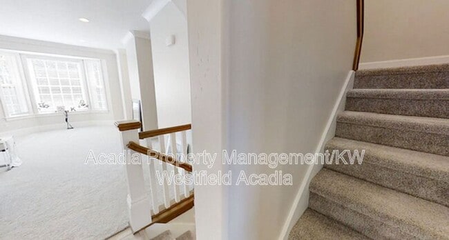 Building Photo - 3713 N 60 E