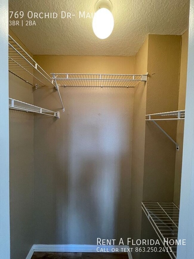 Building Photo - 769 Orchid Dr