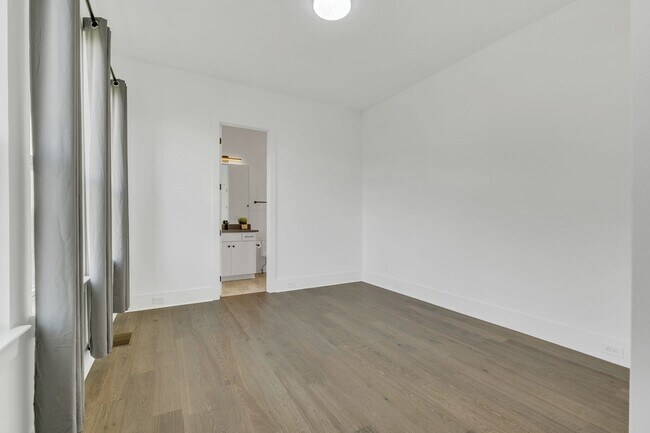Building Photo - 6409 HIgh Top Ct
