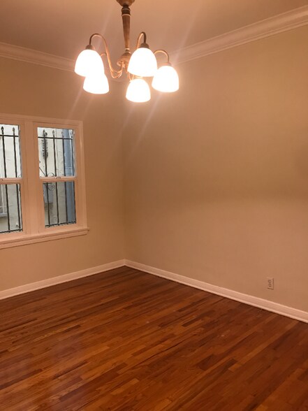 Building Photo - 365 N Spaulding Ave
