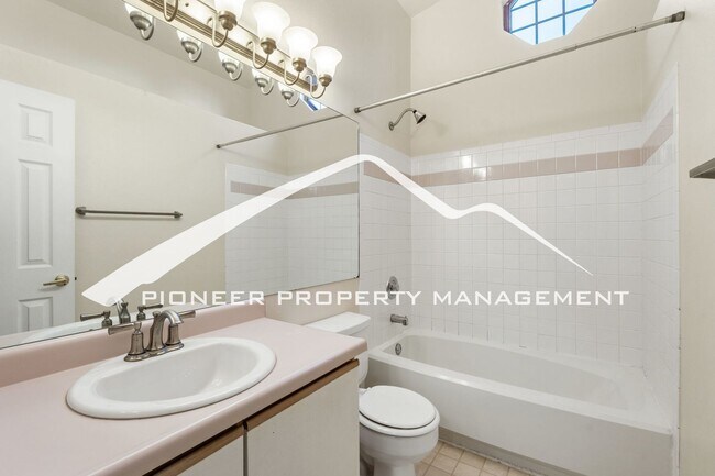 Building Photo - 6162 Colony Cir