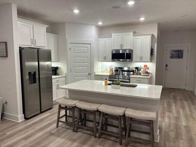 Building Photo - 9630 Willet Wy