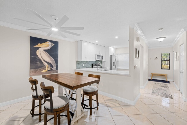 Building Photo - 9193 Pecky Cypress Ln