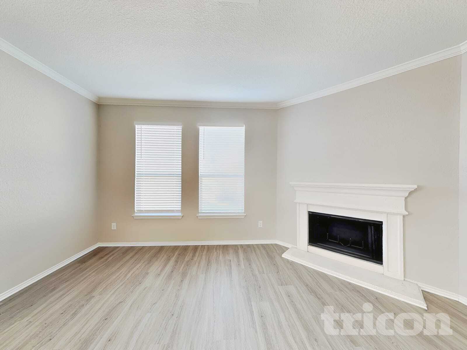 Building Photo - 584 Saddlehorn Way