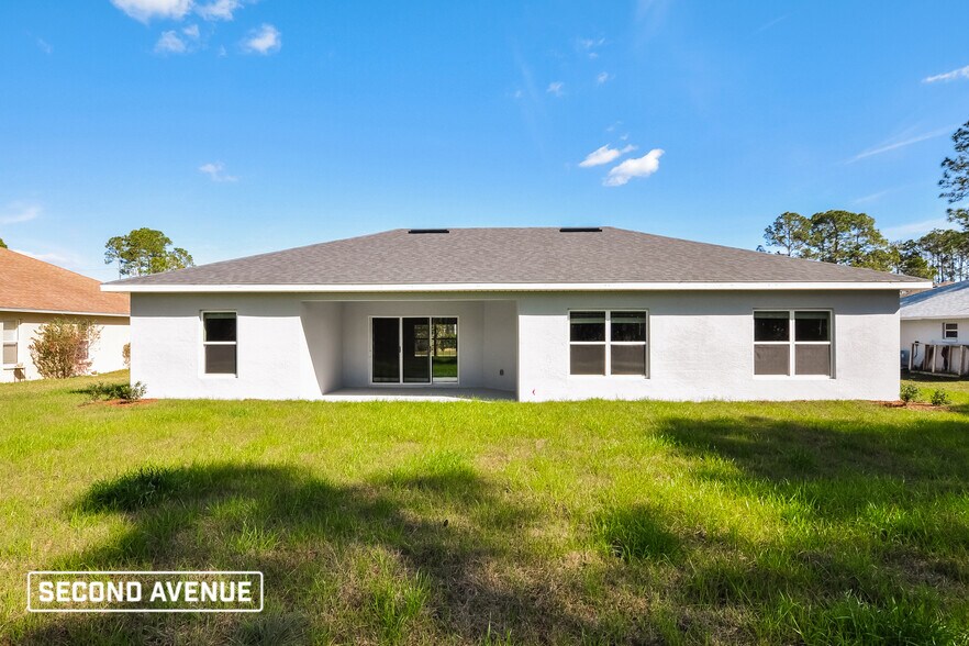 Building Photo - 10 Richardson Dr