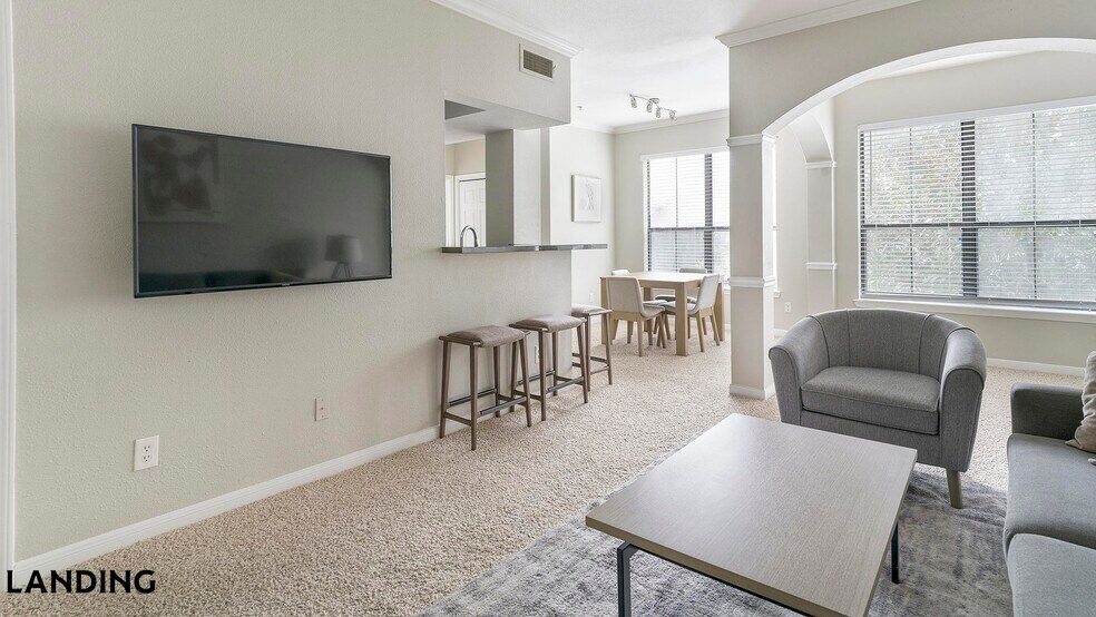 Building Photo - 2500 Woodland Park Dr