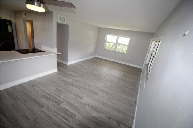 Building Photo - 241 NW 1st Ave