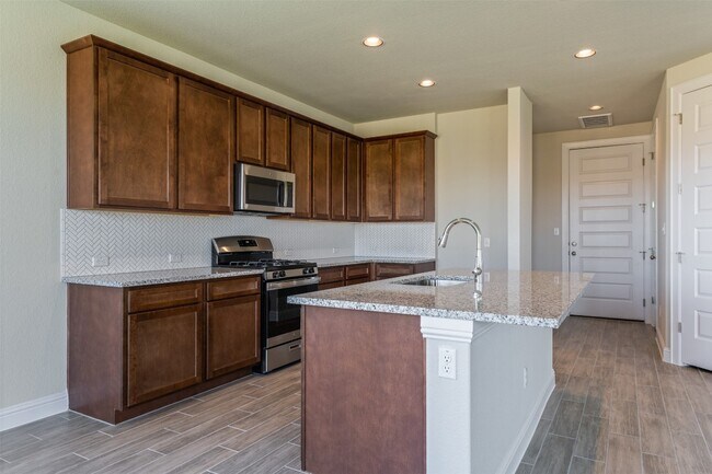 Building Photo - 112 Winding Hollow Ln