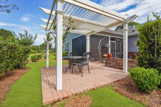 Building Photo - 10 Chicory Ct