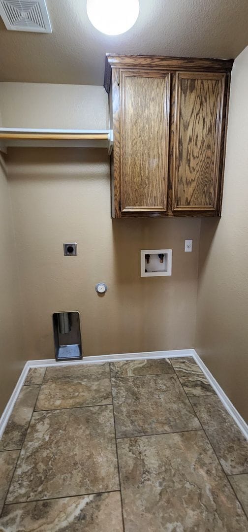 Building Photo - Spacious 2-Bedroom Home on Corner Lot – Mo...