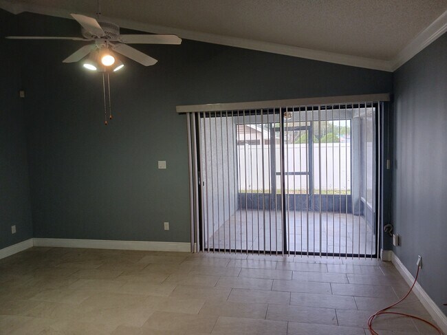 Building Photo - 10602 Whitestone Ct